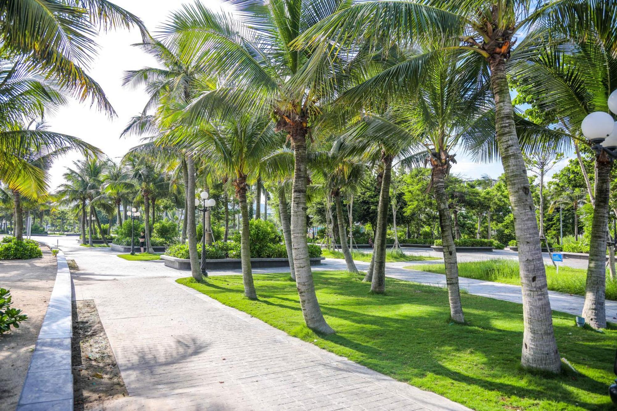 A La Carte Ha Long Apartment By The Beach Εξωτερικό φωτογραφία