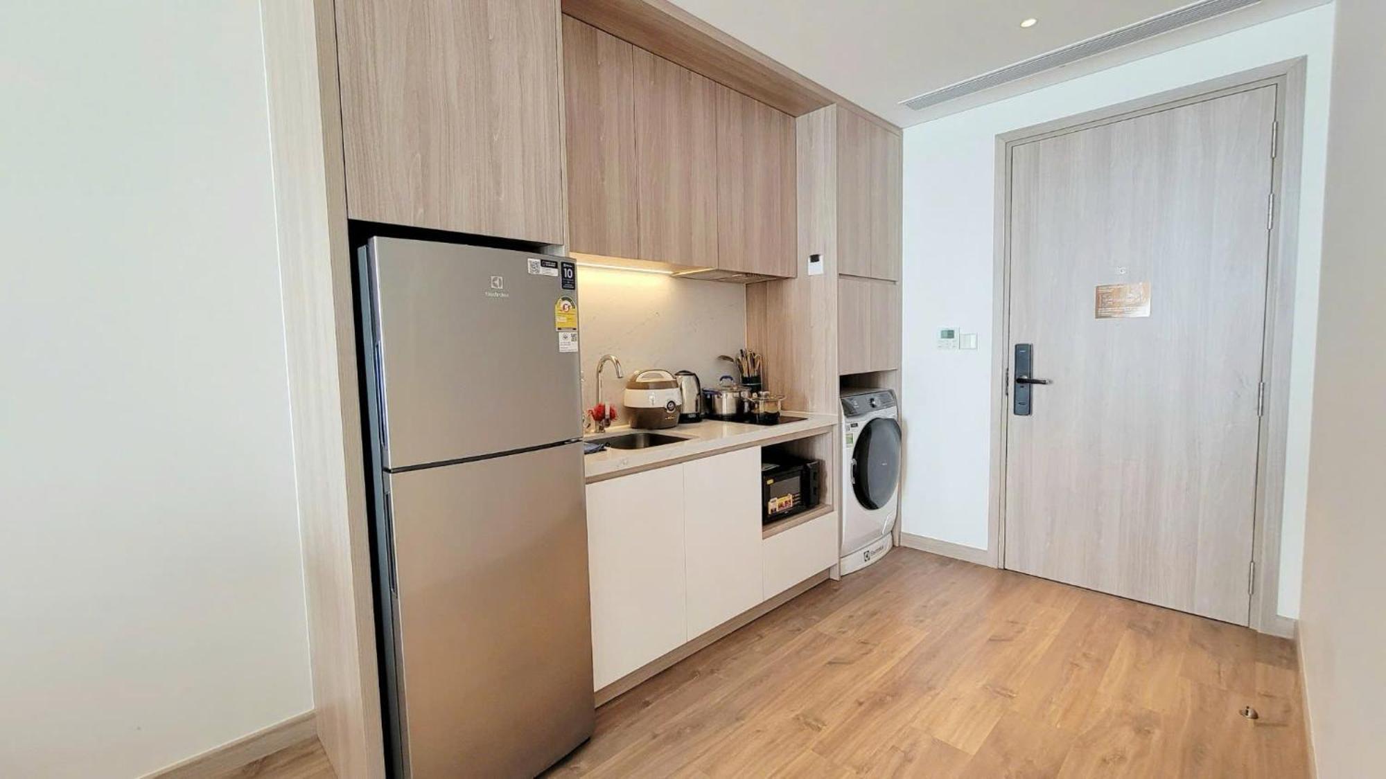 A La Carte Ha Long Apartment By The Beach Εξωτερικό φωτογραφία