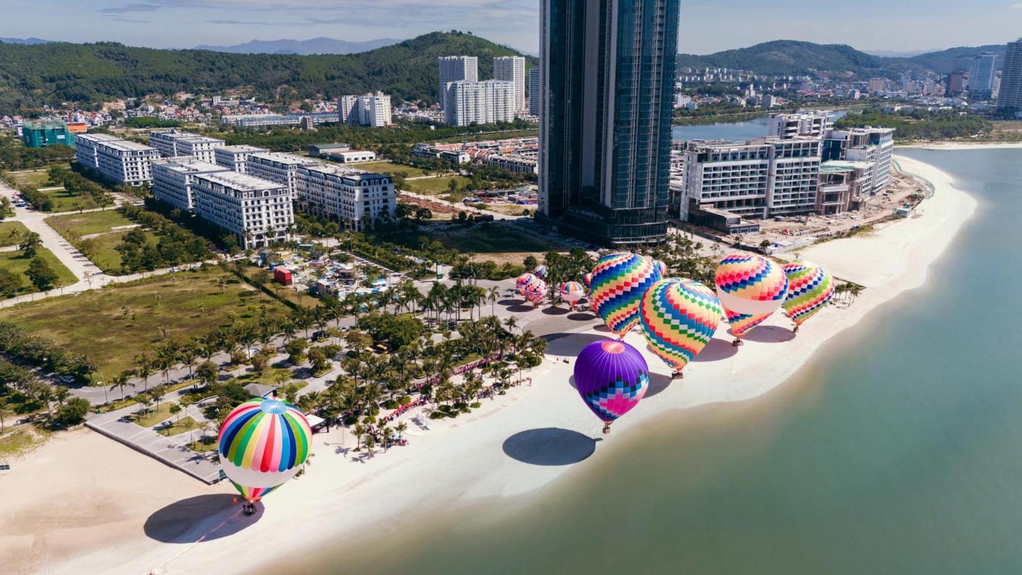 A La Carte Ha Long Apartment By The Beach Εξωτερικό φωτογραφία